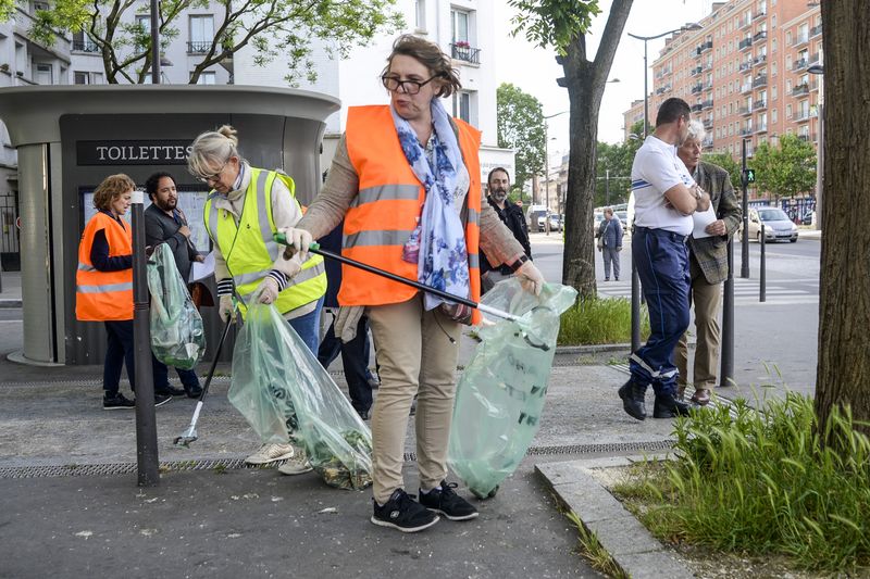 Nettoyage participatif.jpg